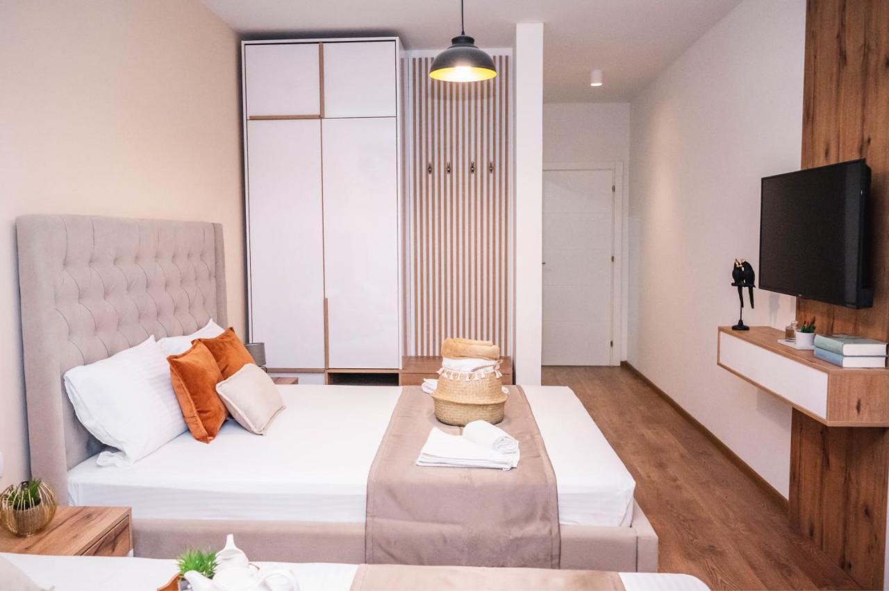 Apartments Cungu Улцинь Екстер'єр фото